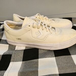 LOUIE LOPEZ CONVERSE LEATHER SNEAKERS SIZE 10 CREAM COLOR